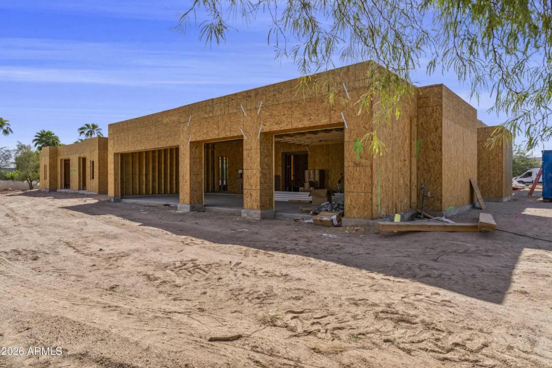 Real Estate Picture 33