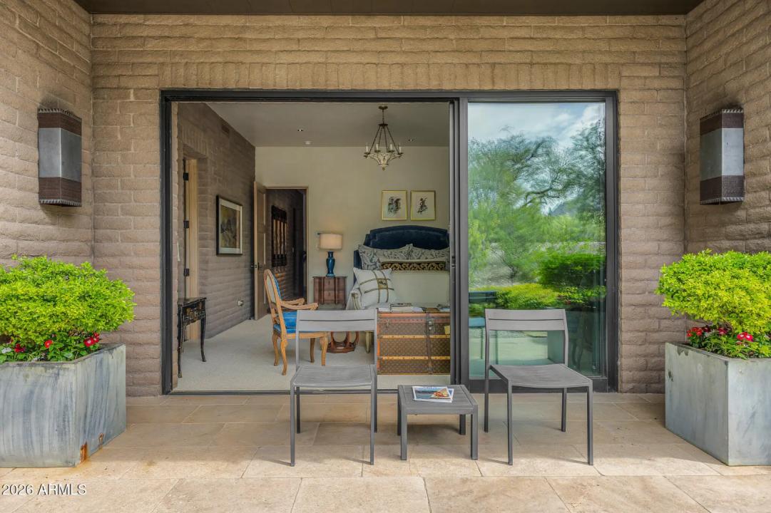 Real Estate Picture 22