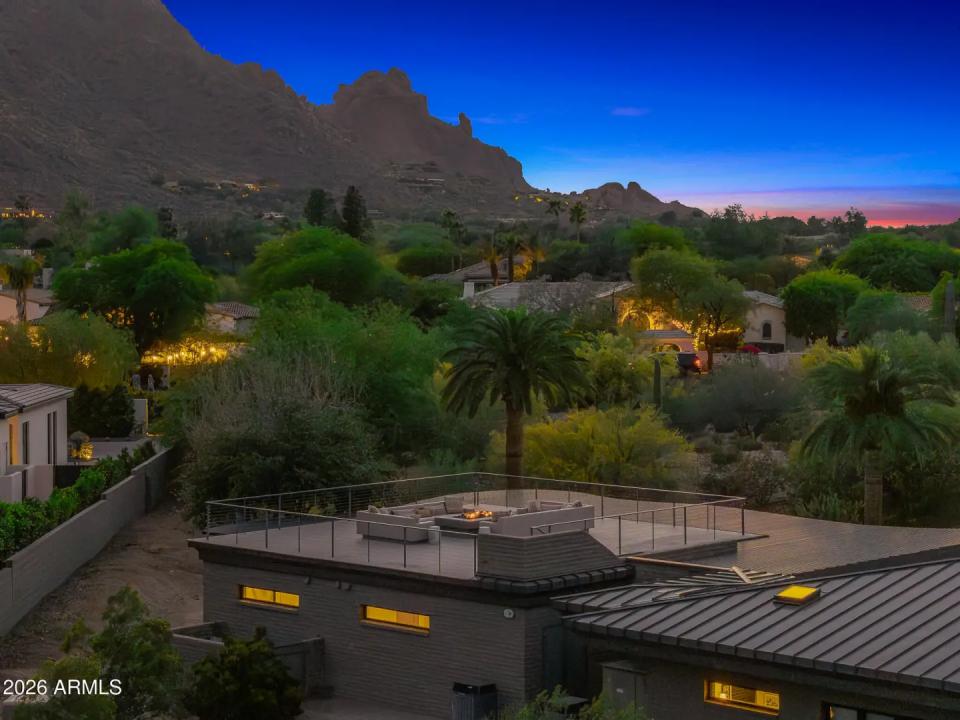 Real Estate Picture 32