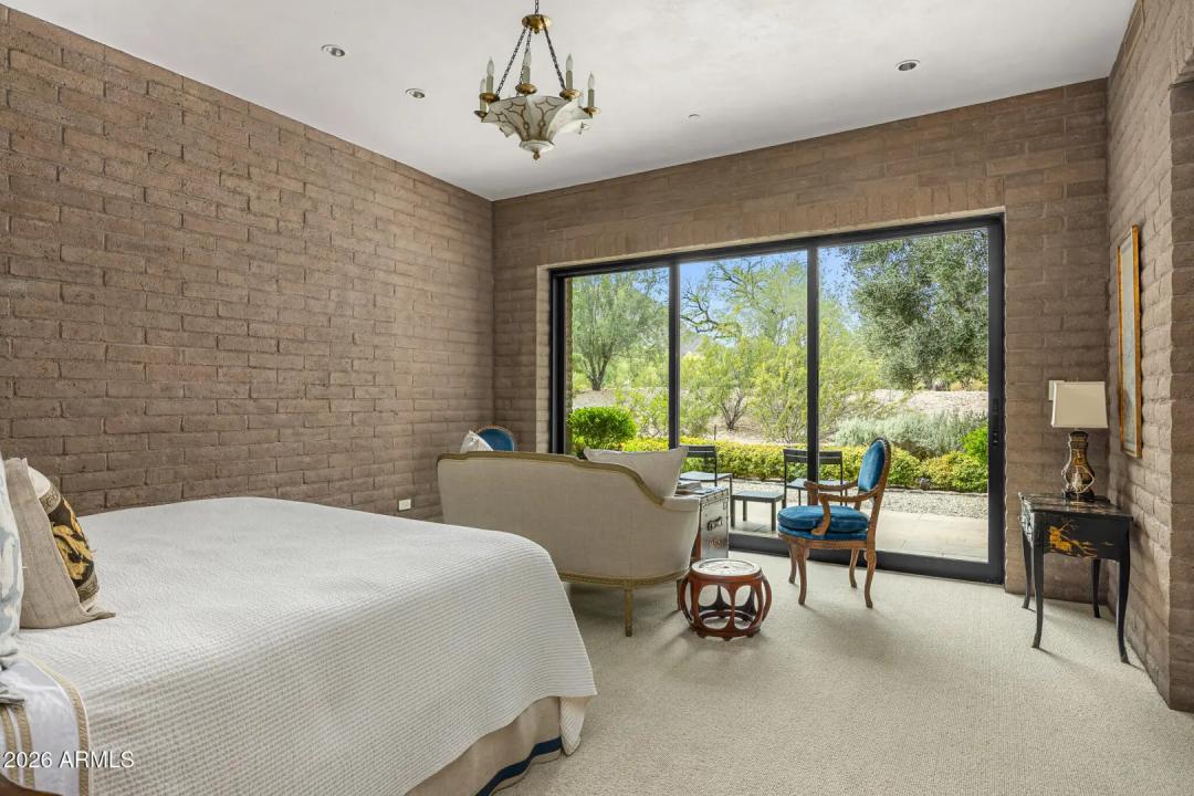 Real Estate Picture 20