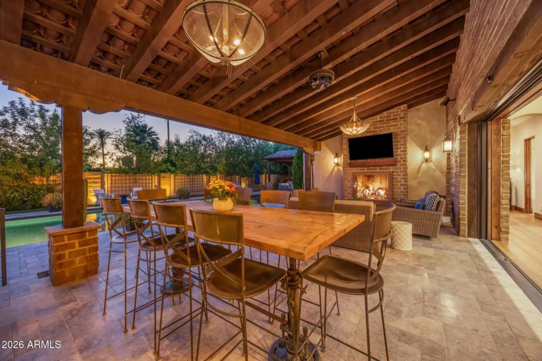 Real Estate Picture 19
