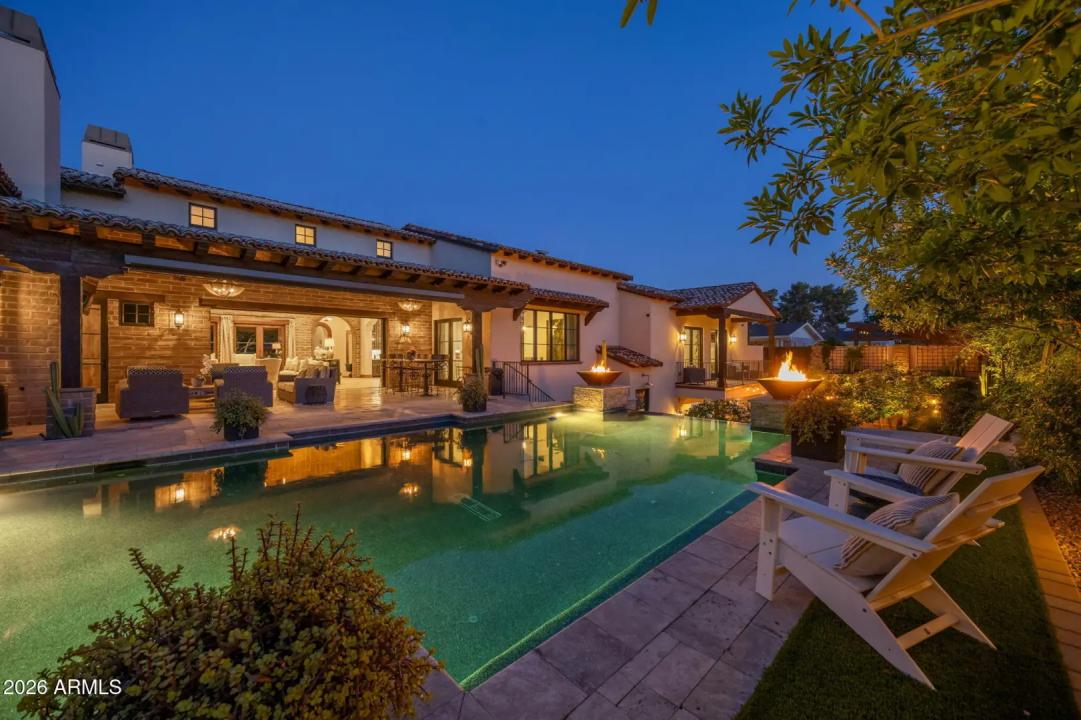 Real Estate Picture 23