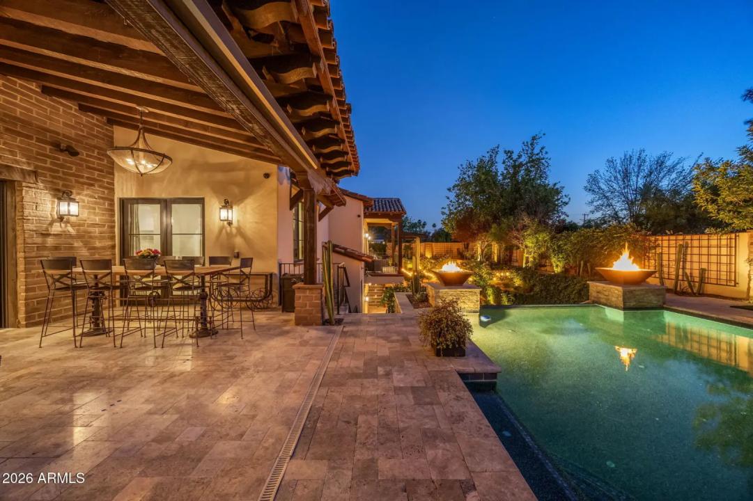 Real Estate Picture 25