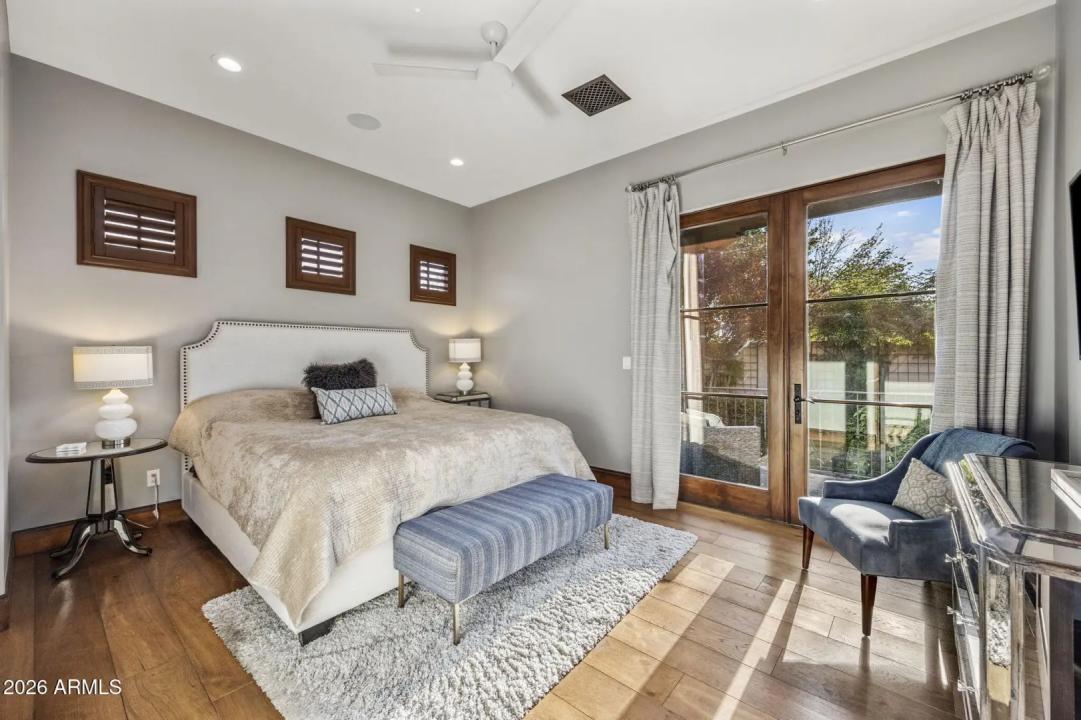 Real Estate Picture 28
