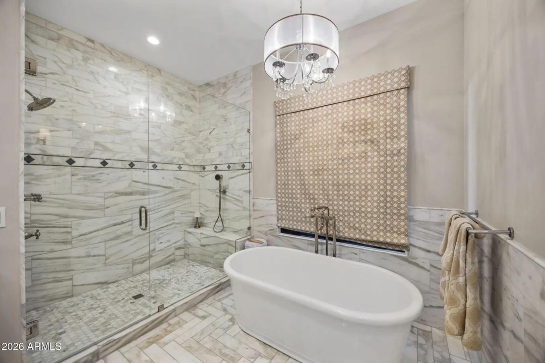 Real Estate Picture 40