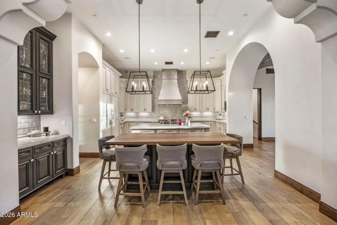 Real Estate Picture 53