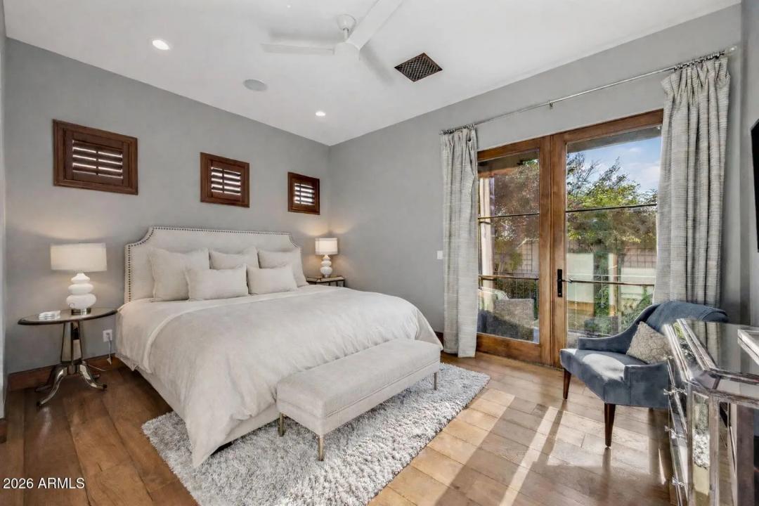 Real Estate Picture 96