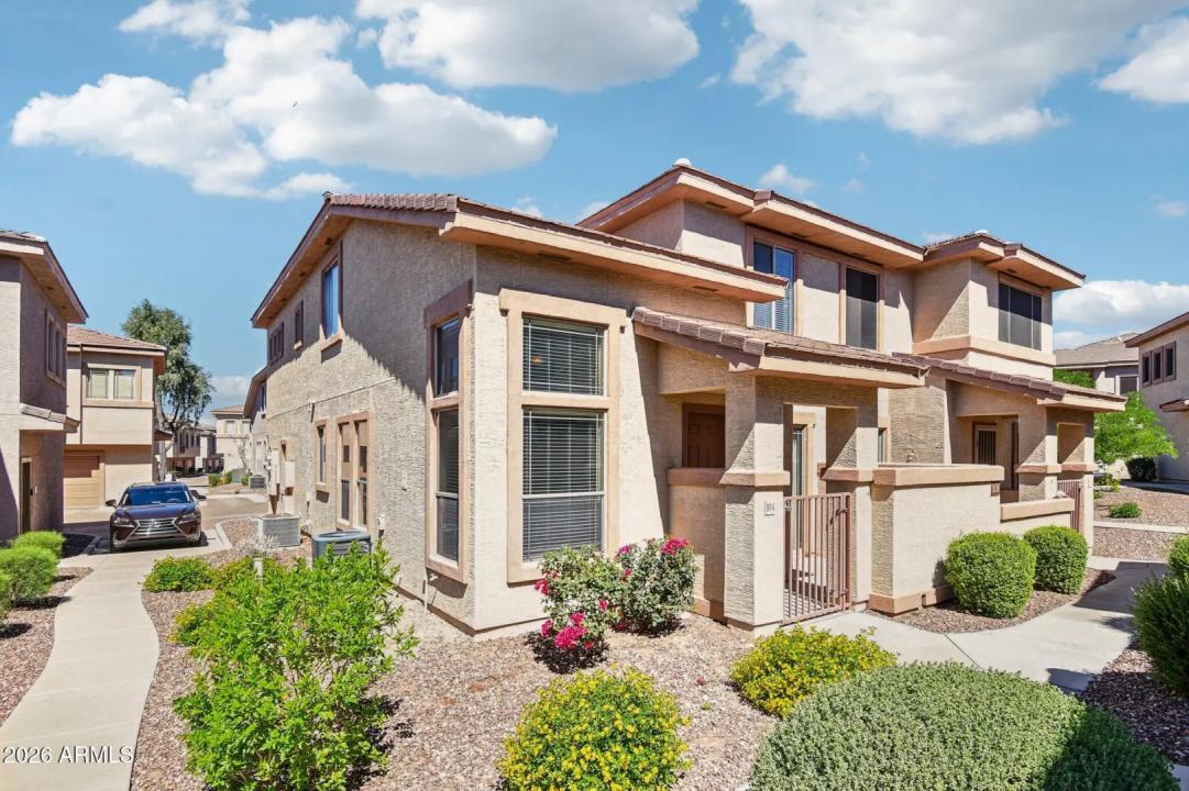 Real Estate Picture 1