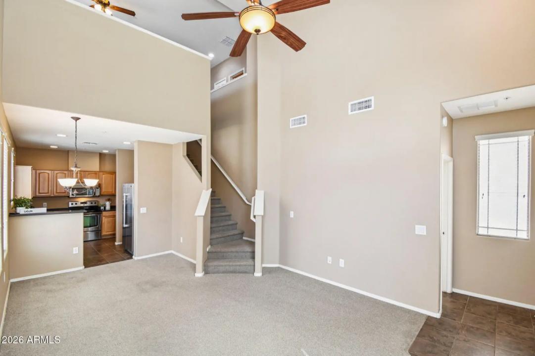 Real Estate Picture 14