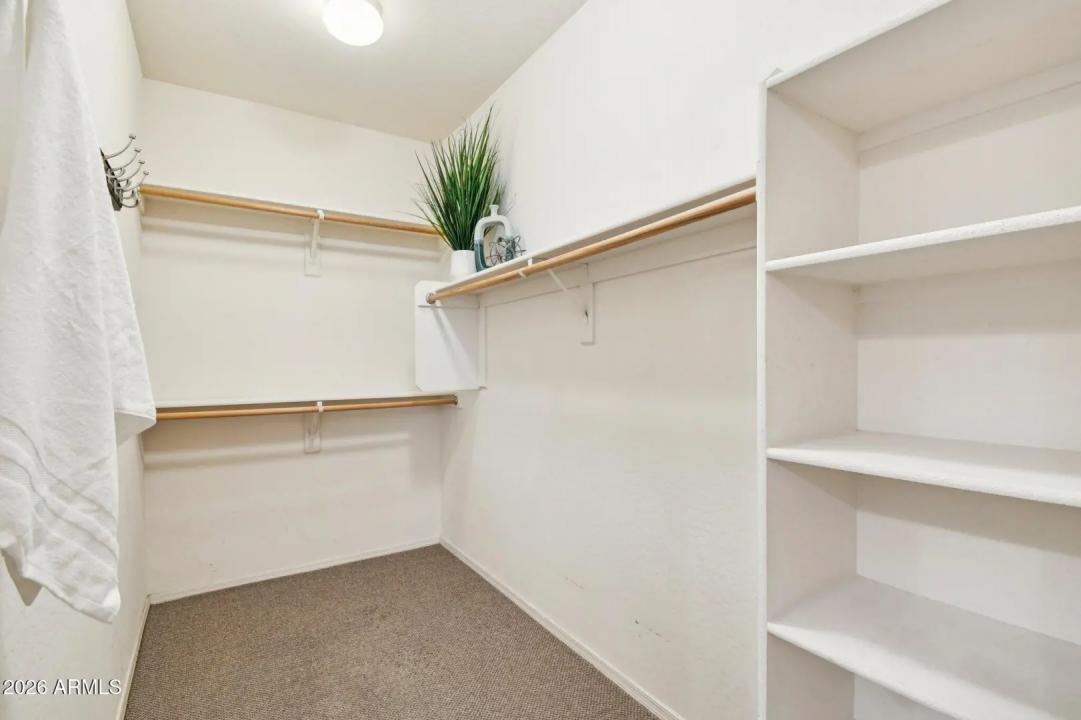 Real Estate Picture 24