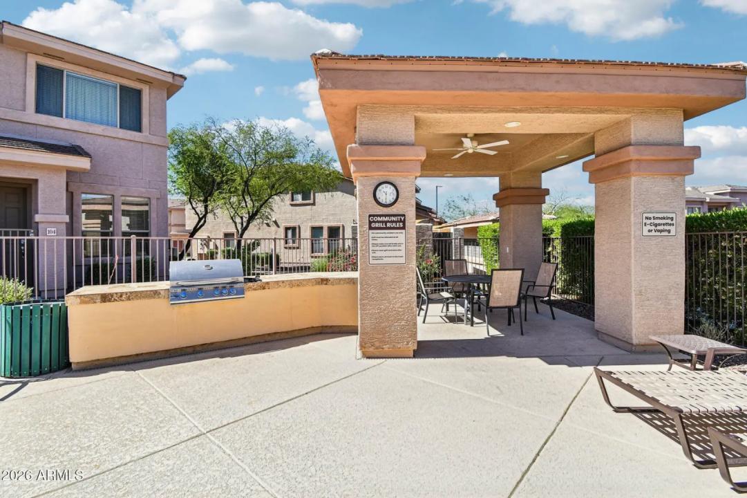 Real Estate Picture 39