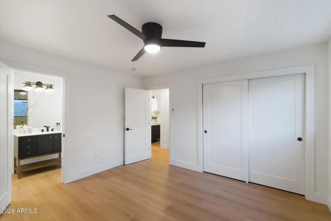 Real Estate Picture 9