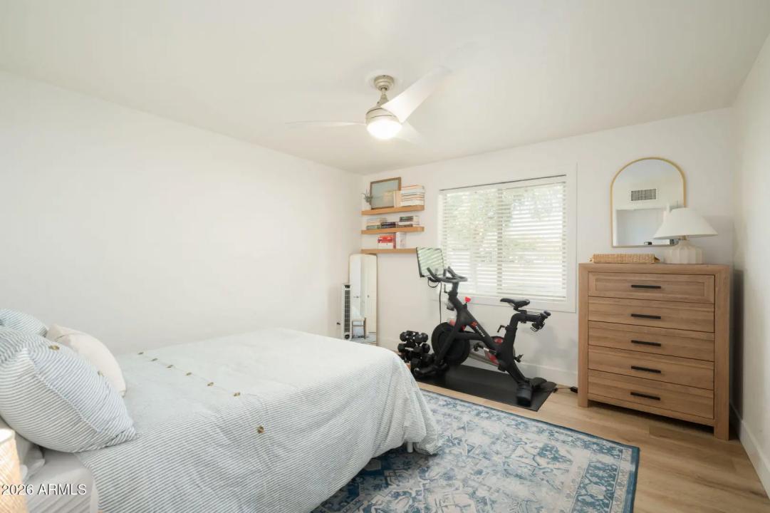 Real Estate Picture 19