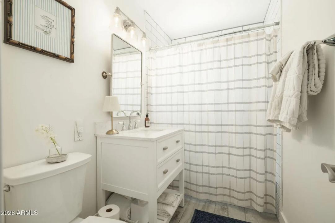 Real Estate Picture 21