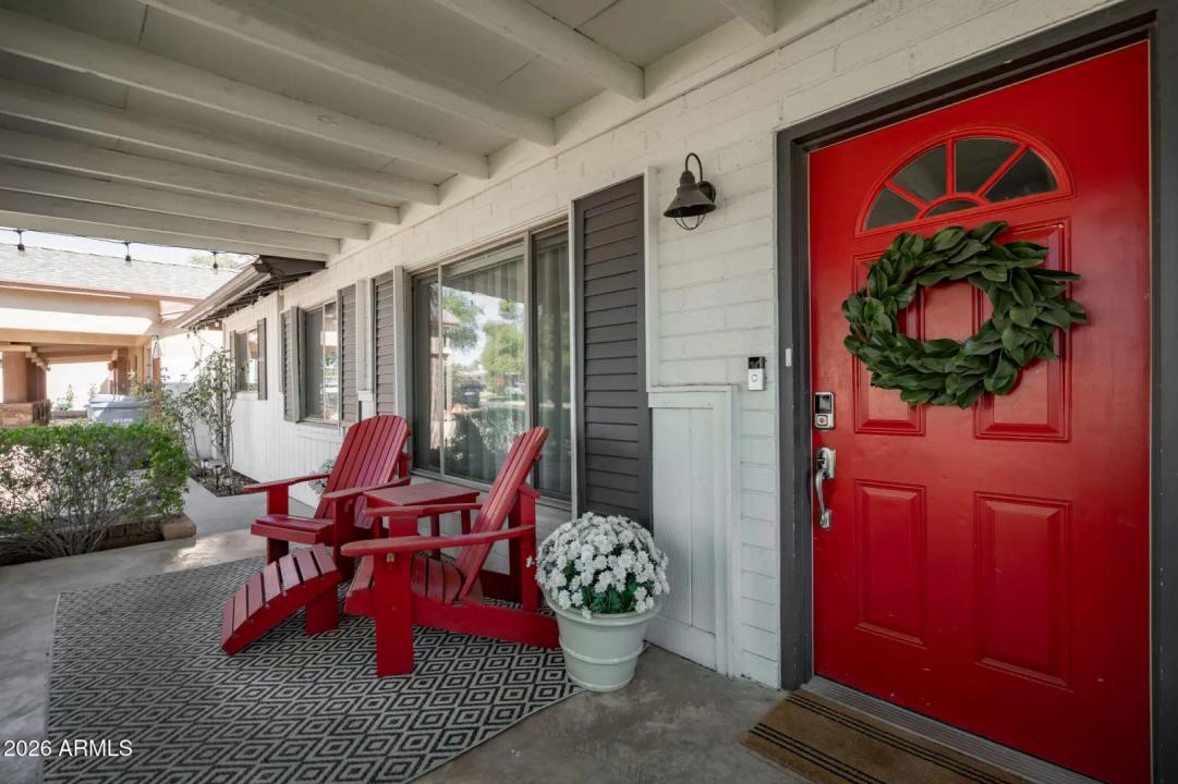 Real Estate Picture 2