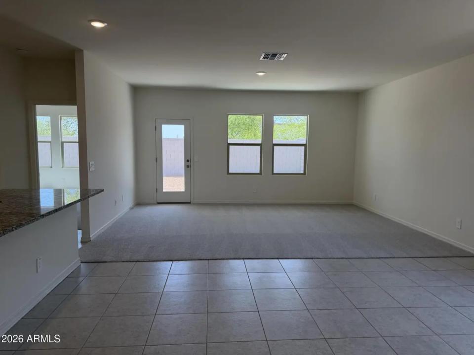 Real Estate Picture 8
