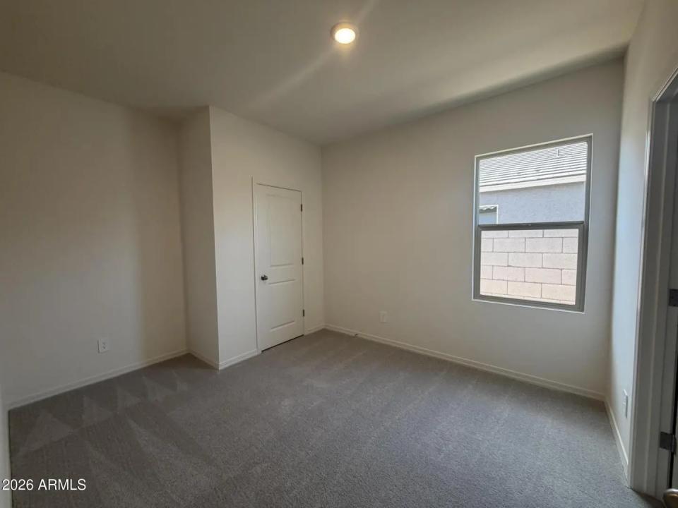 Real Estate Picture 2