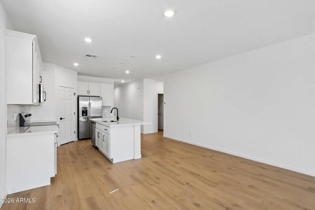 Real Estate Picture 2