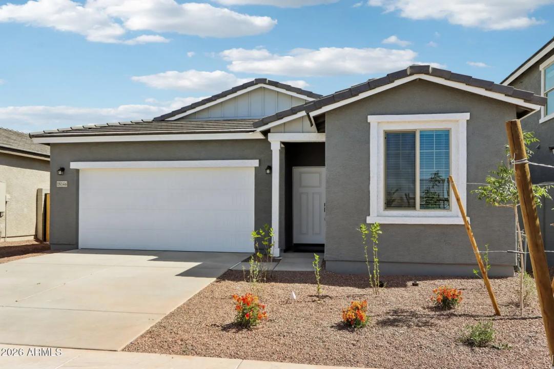 Real Estate Picture 7