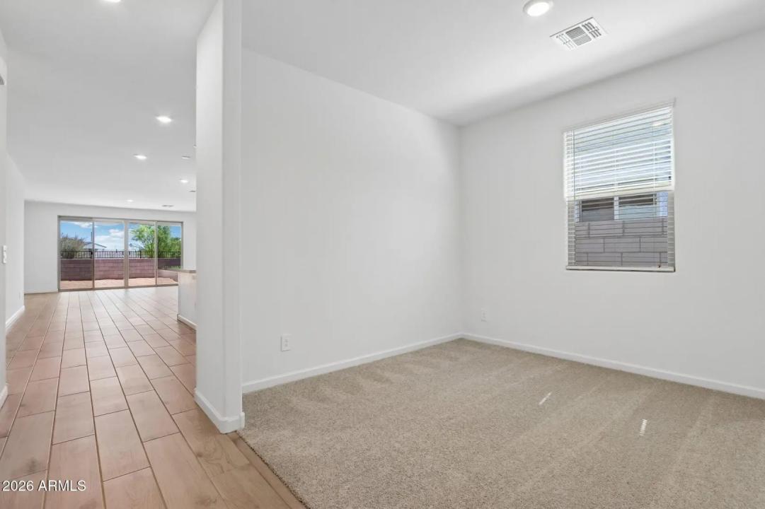 Real Estate Picture 19