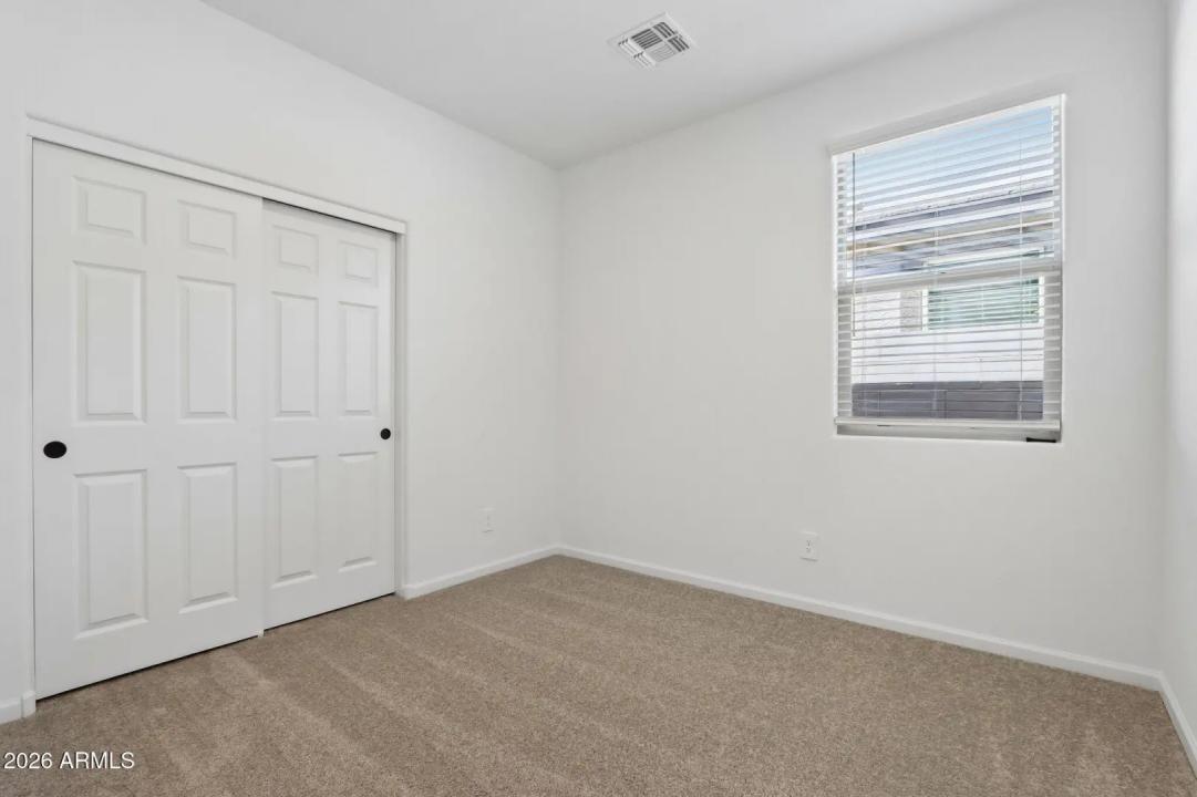 Real Estate Picture 22