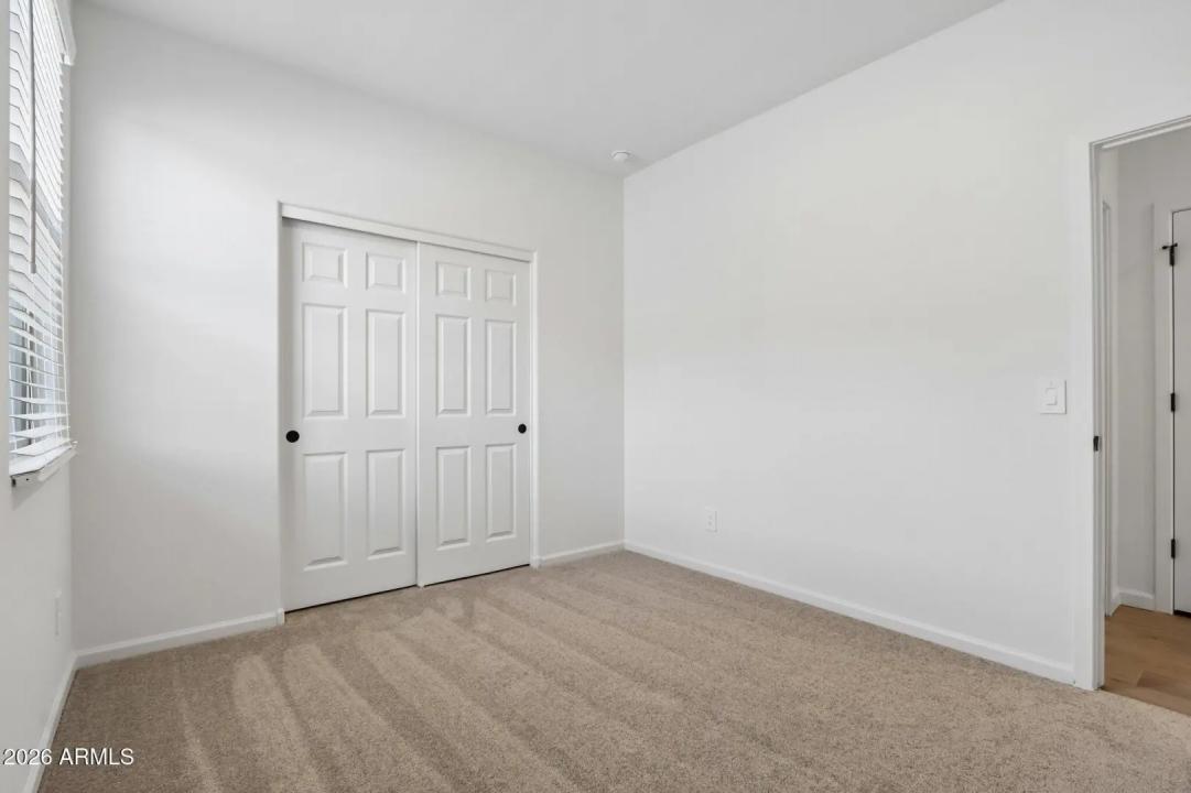 Real Estate Picture 24
