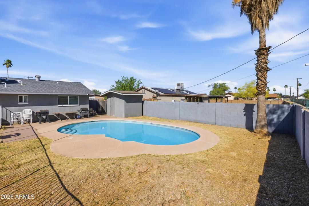 Real Estate Picture 21