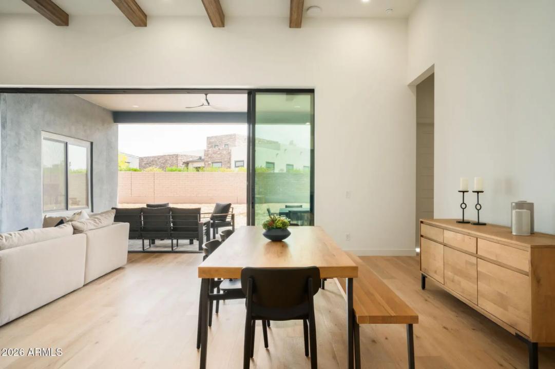 Real Estate Picture 10