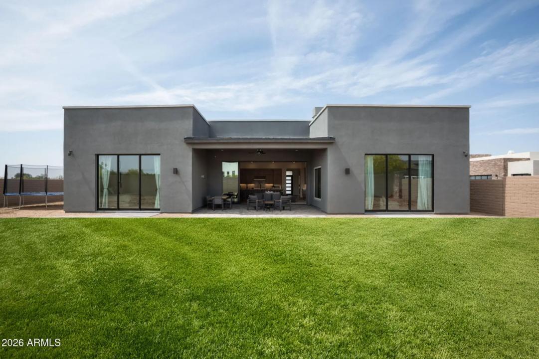 Real Estate Picture 32