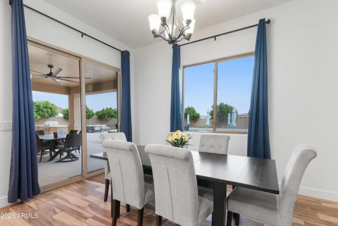 Real Estate Picture 27