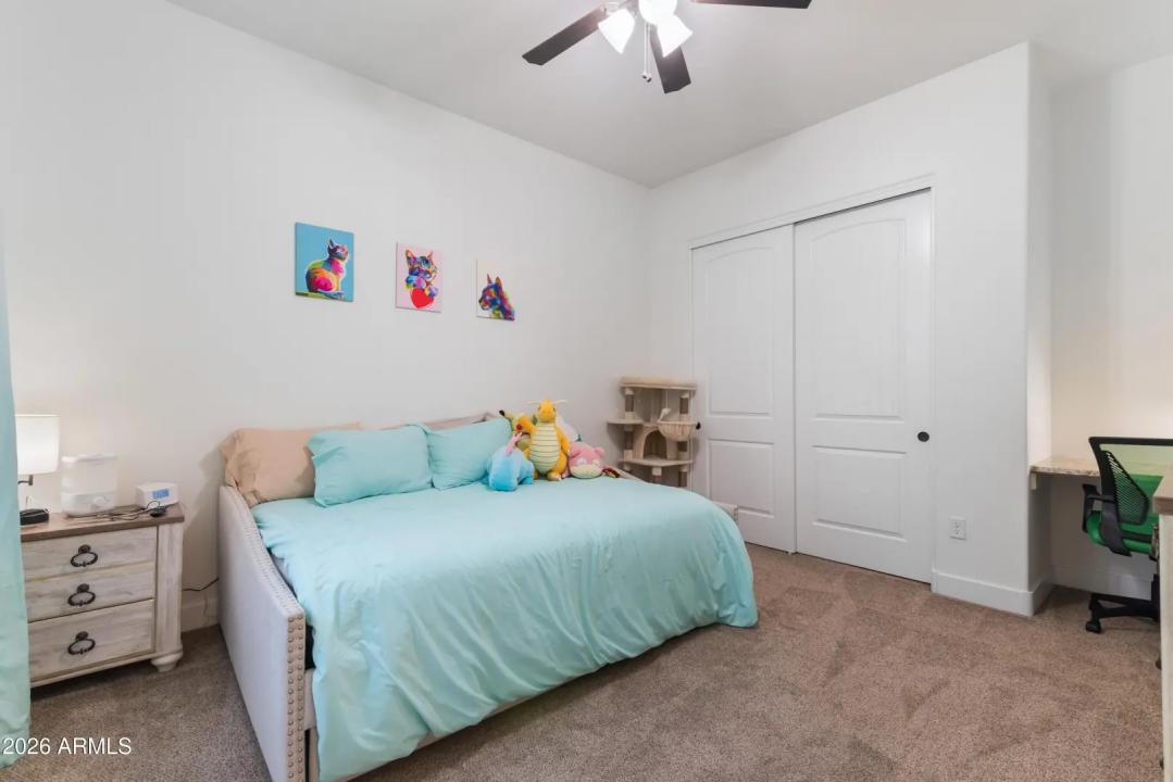 Real Estate Picture 44