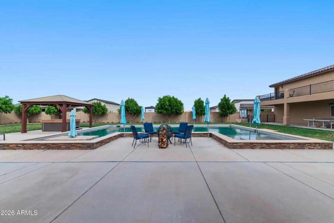 Real Estate Picture 47