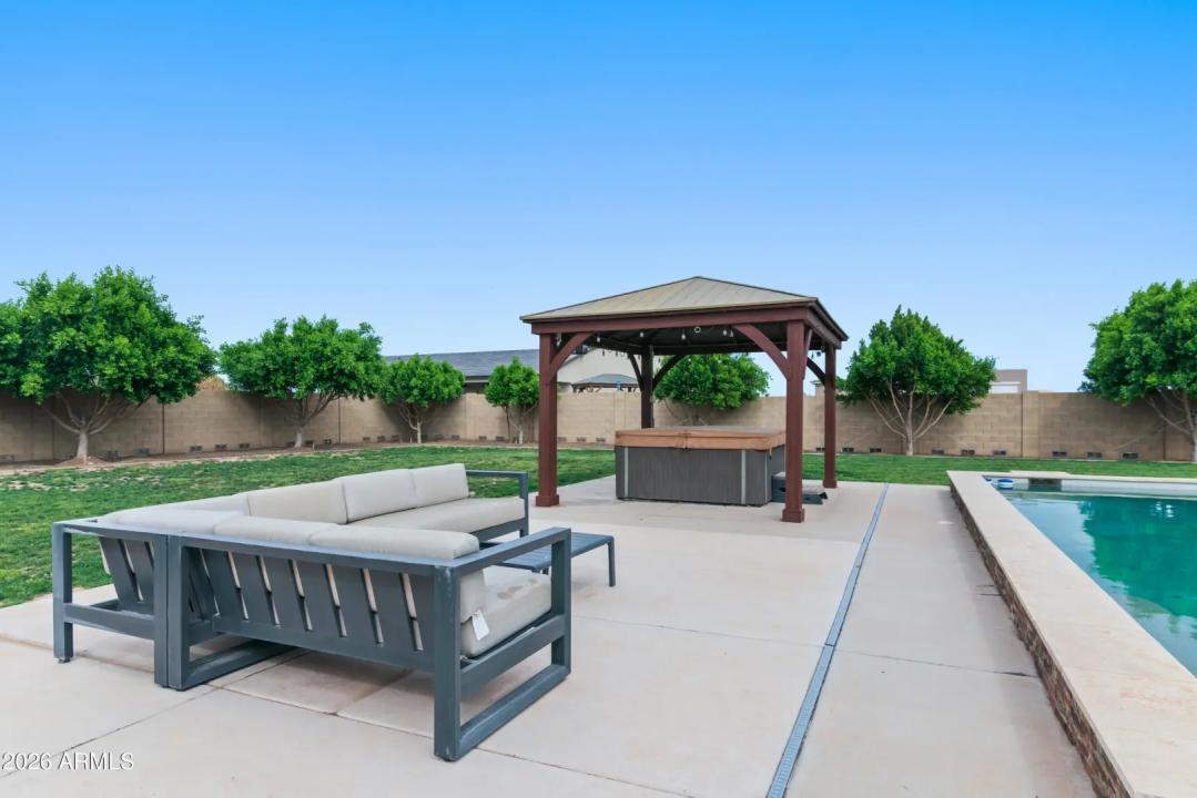 Real Estate Picture 49