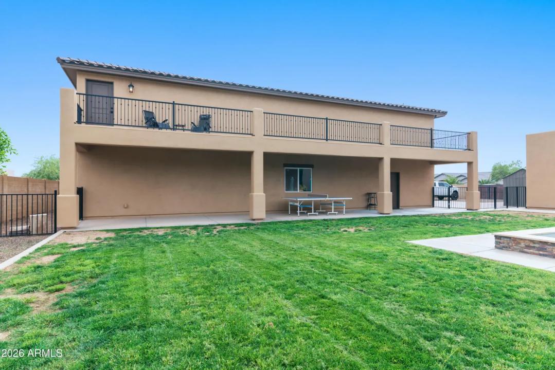 Real Estate Picture 12