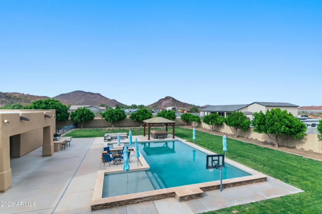 Real Estate Picture 54