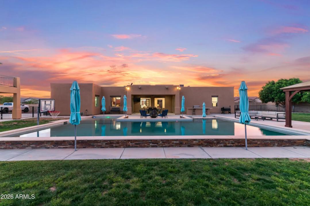 Real Estate Picture 2