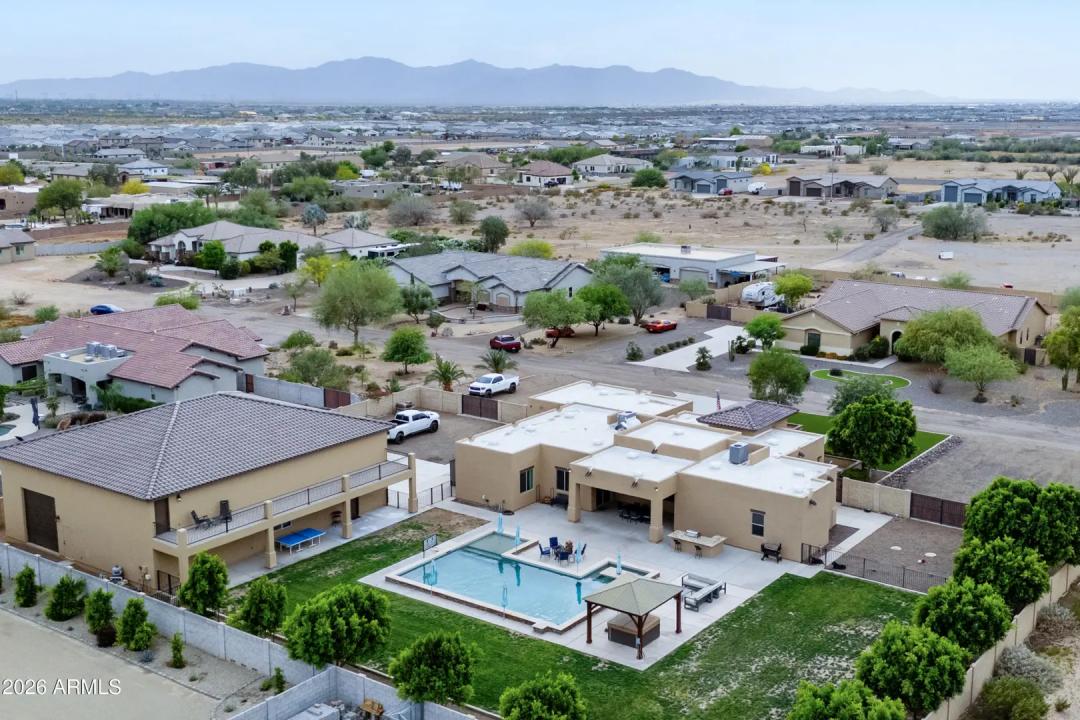 Real Estate Picture 58