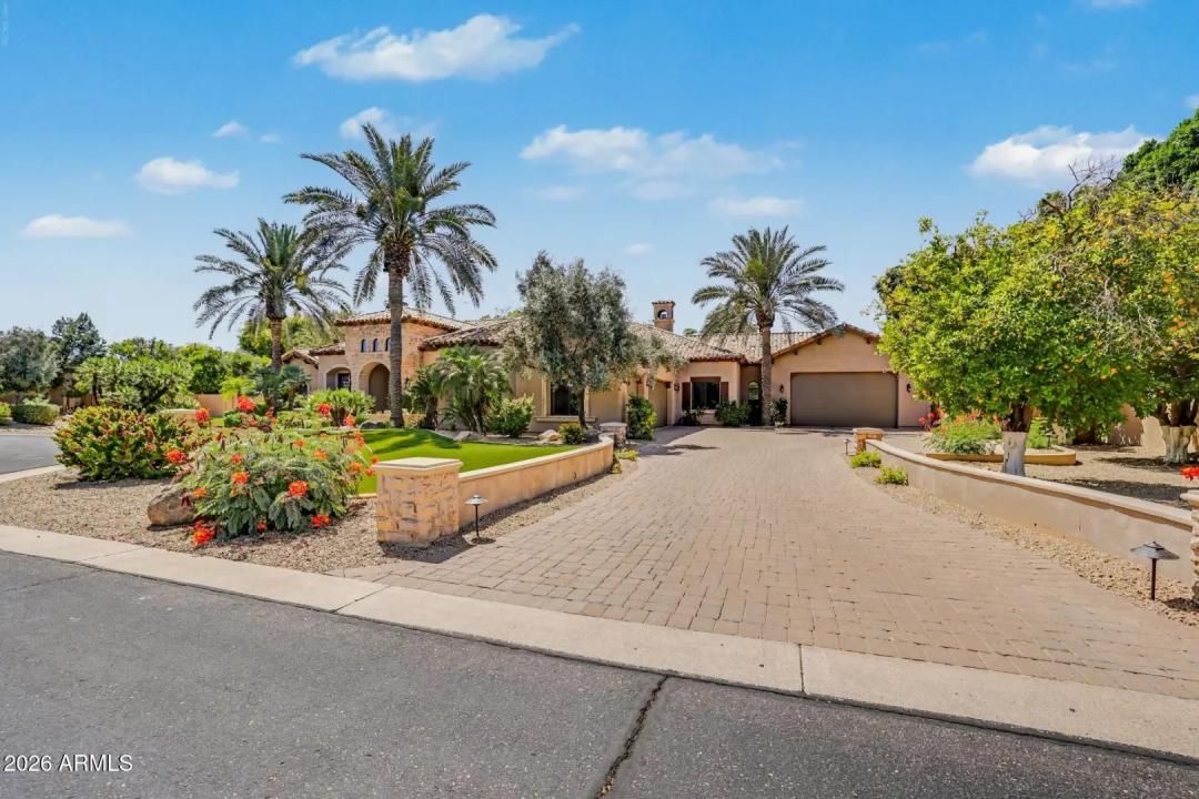 Real Estate Picture 6