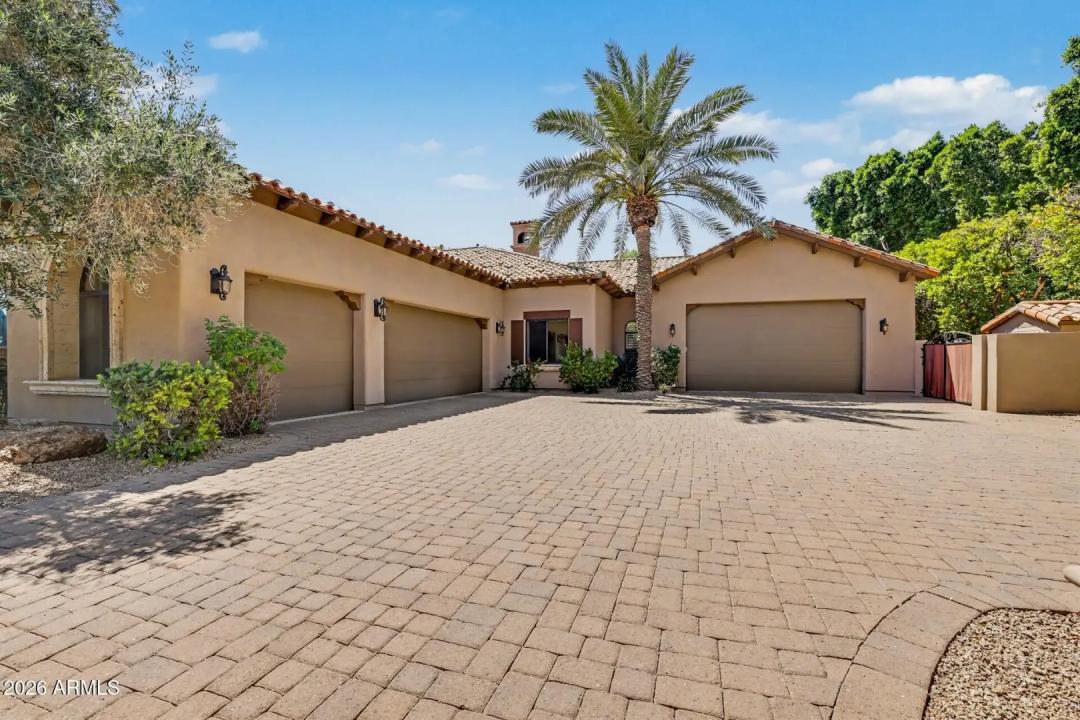 Real Estate Picture 7