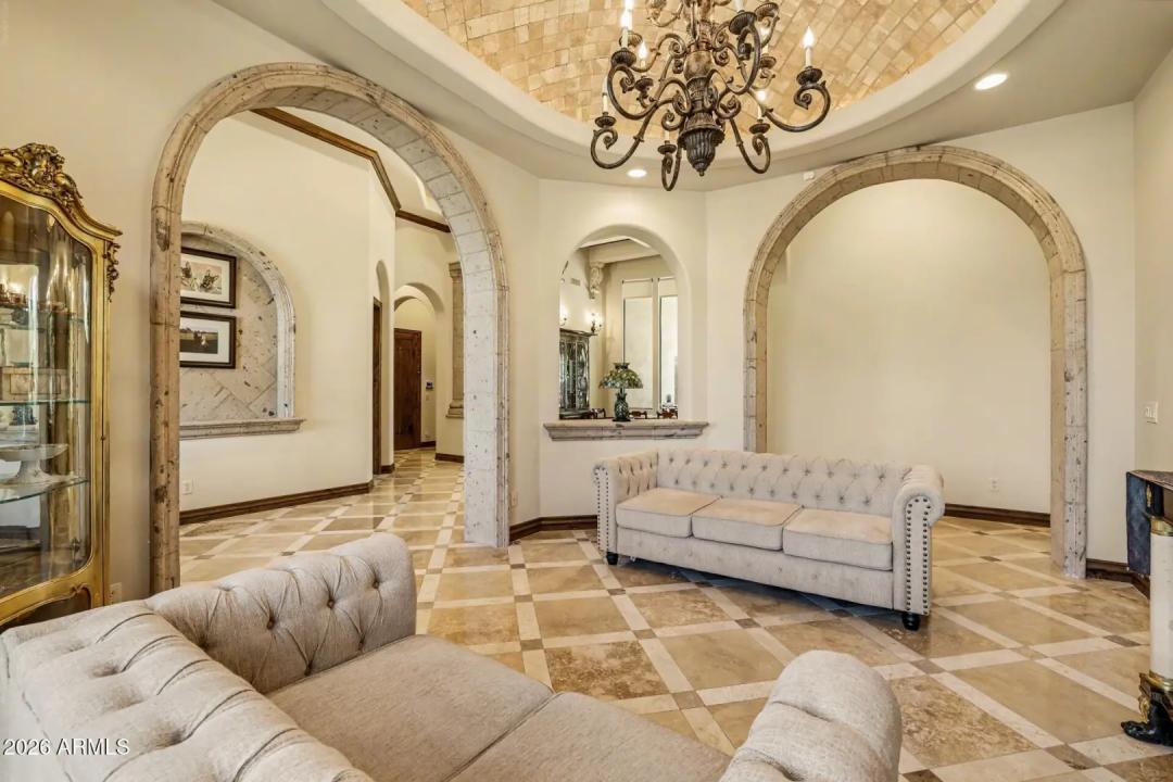 Real Estate Picture 29