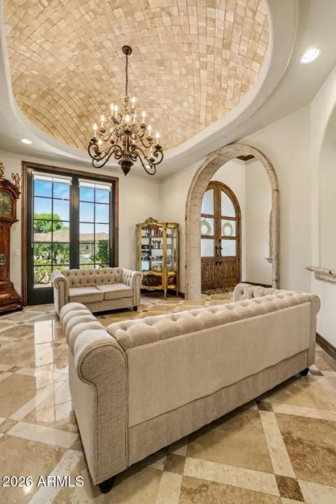 Real Estate Picture 30