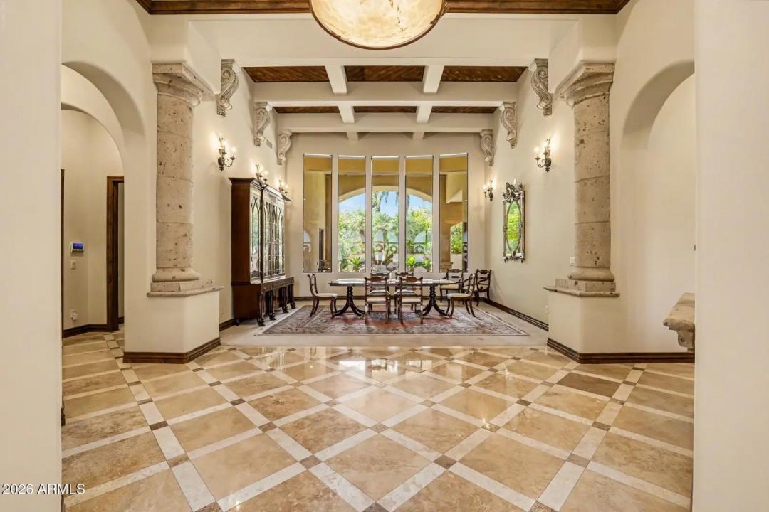 Real Estate Picture 32