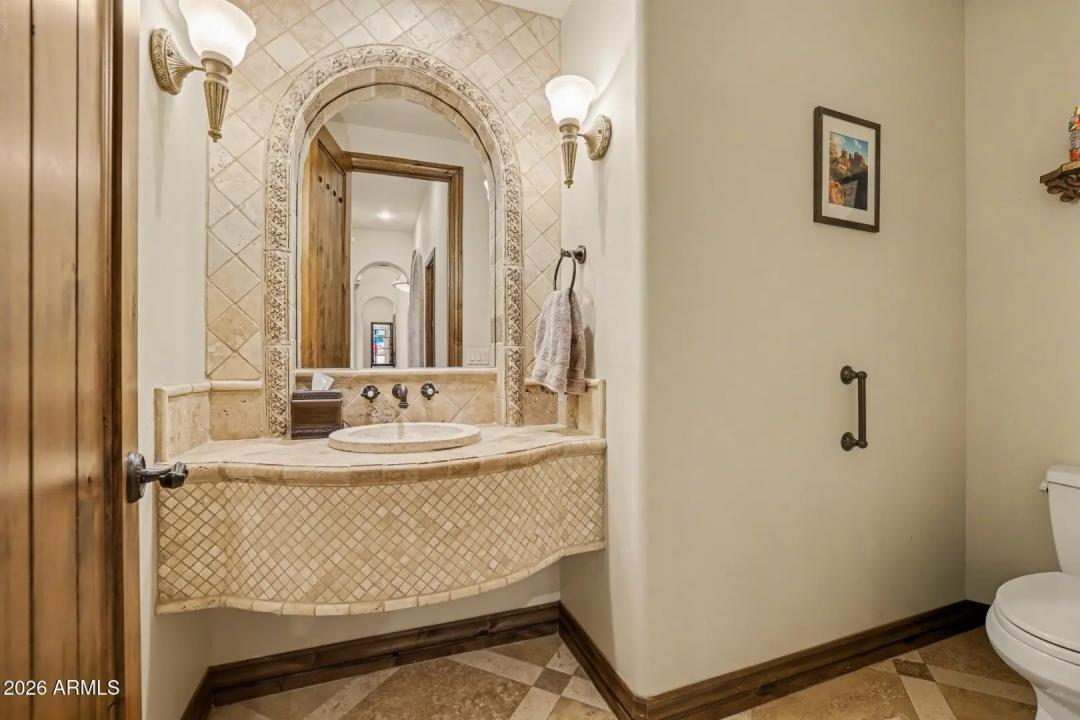 Real Estate Picture 33
