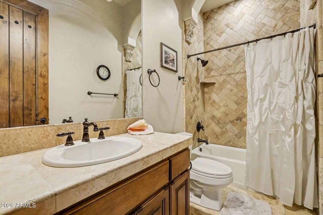 Real Estate Picture 54