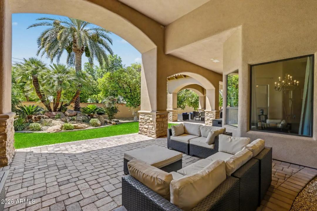 Real Estate Picture 75