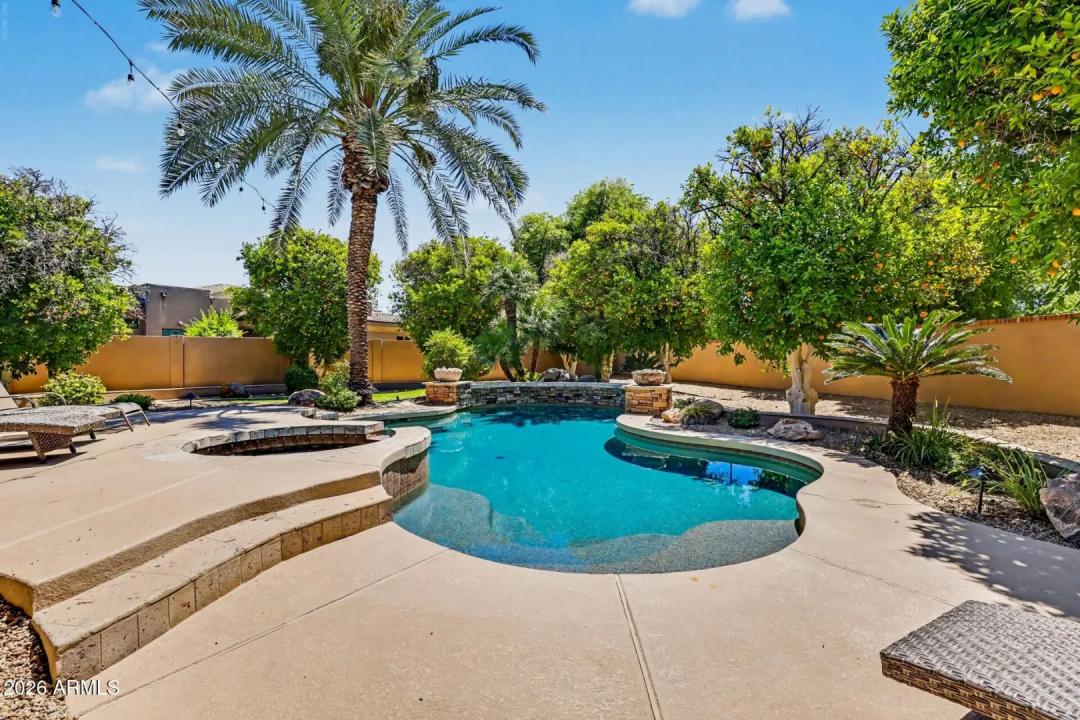 Real Estate Picture 70