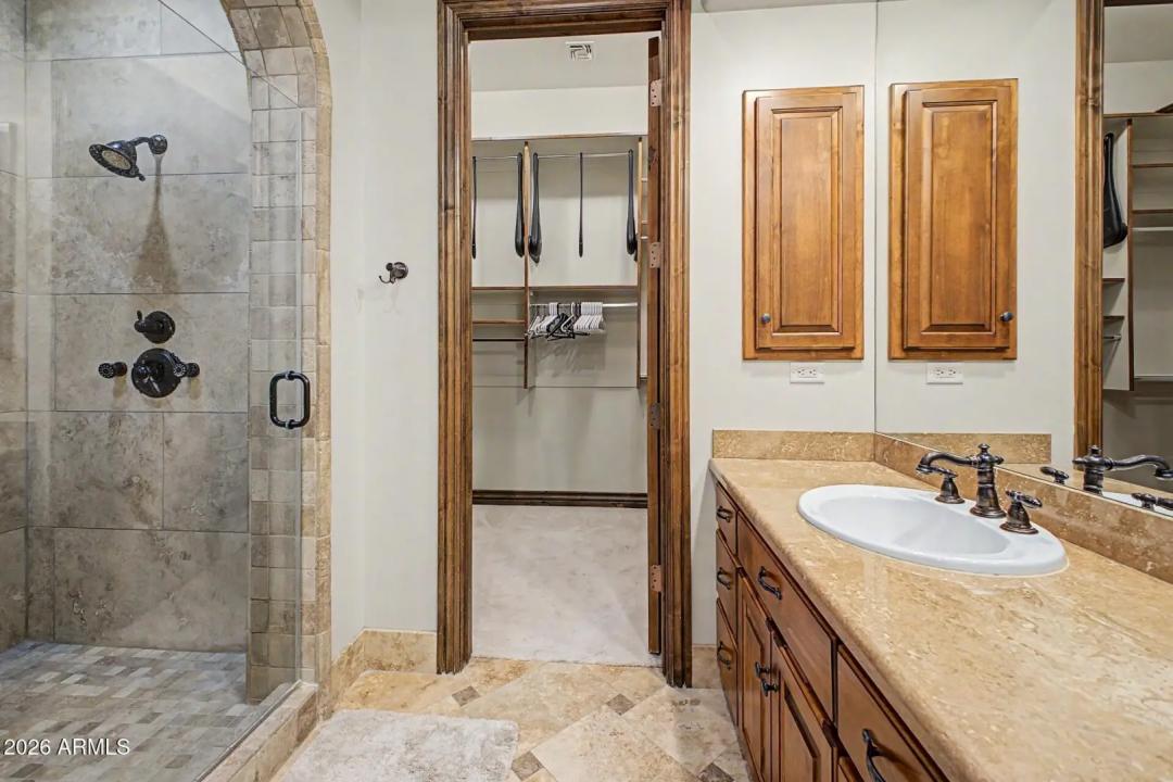 Real Estate Picture 41