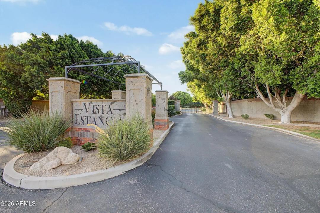 Real Estate Picture 87
