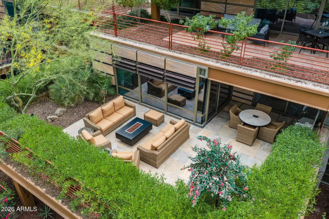 Real Estate Picture 12