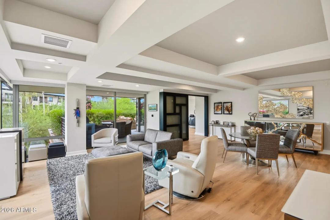 Real Estate Picture 15